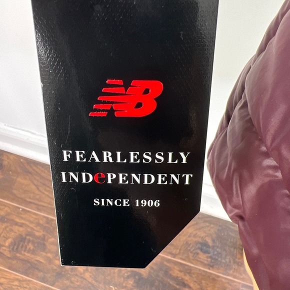 New Balance Quilted Jacket - Picture 6 of 11